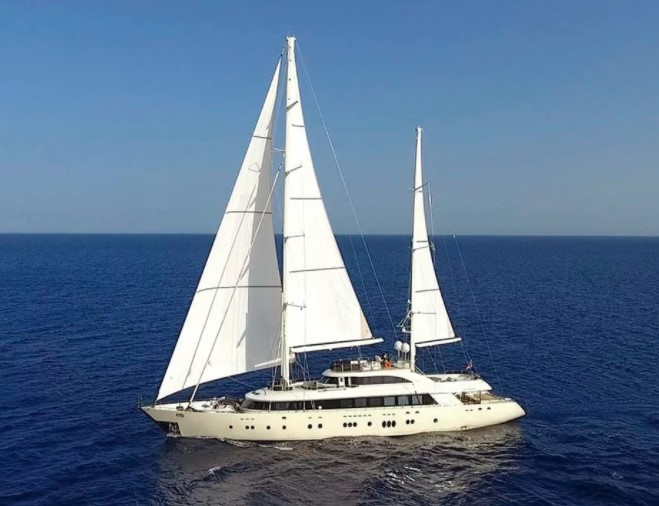 naviera yacht 1 s.l.u